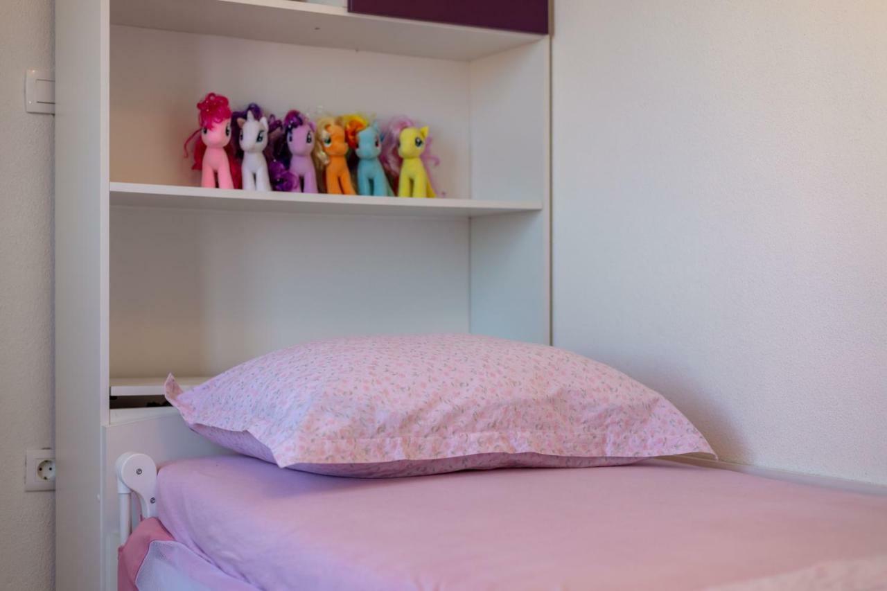 Luxury Apartment Nora Podstrana Bagian luar foto