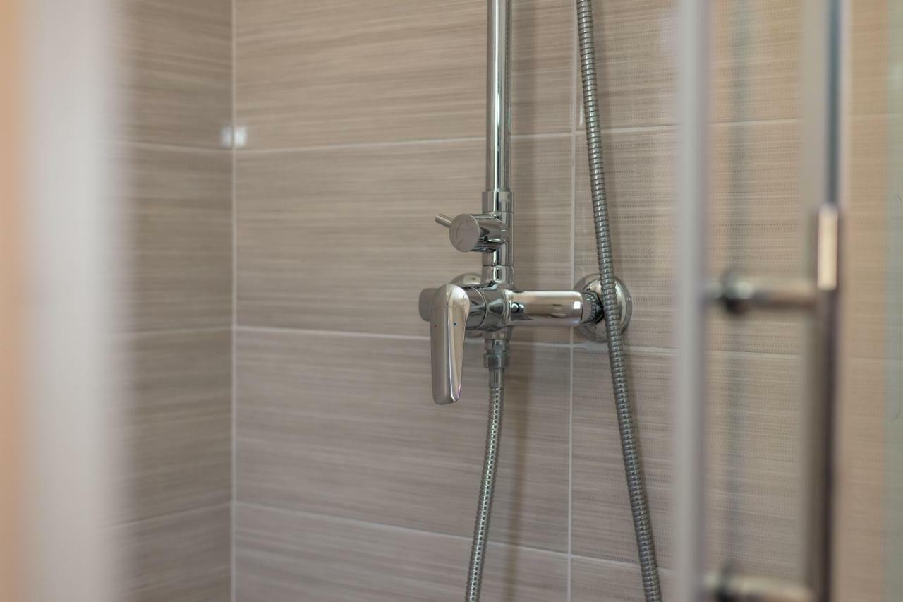 Luxury Apartment Nora Podstrana Bagian luar foto
